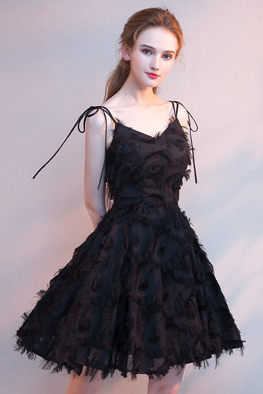 Black Short A-Line Spaghetti Straps Scoop Neck Homecoming Dresses With Tassels