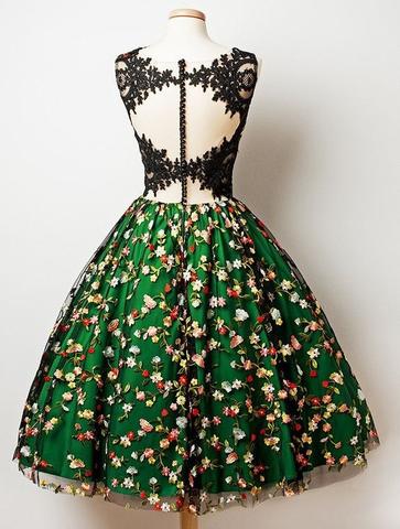 New Arrival Embroidery Lace Flowers Green Satin Homecoming Dresses Short Prom Dress Gowns