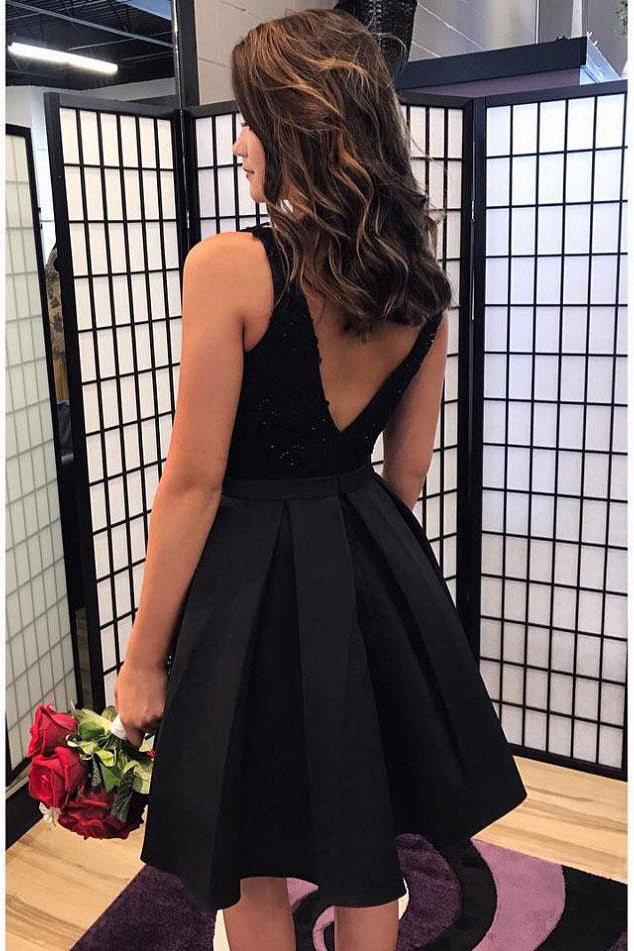 Off the Shoulder A Line Deep V Neck Black Lace Cheap Homecoming Dresses Short Prom Dress