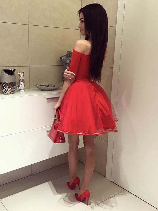 Off the Shoulder Short Sleeves Black Tulle Short Prom Homecoming Dresses Graduation Dress
