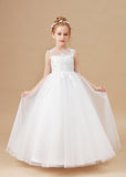 Round Neck Tulle Ivory Lovely Flower Girl Dresses With Lace