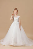 Multi-Layer Ivory Sleevelesss Applique Tulle Flower Girl Dresses with Trailing