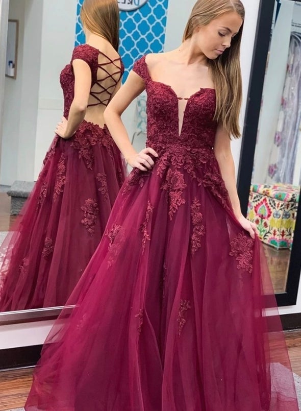 Formal Evening Dress A Line Tulle Burgundy Lace Appliques Long Prom Dress