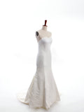 Organza White Mermaid/Trumpet V-neck With a Train Wedding Dress with Ruffles