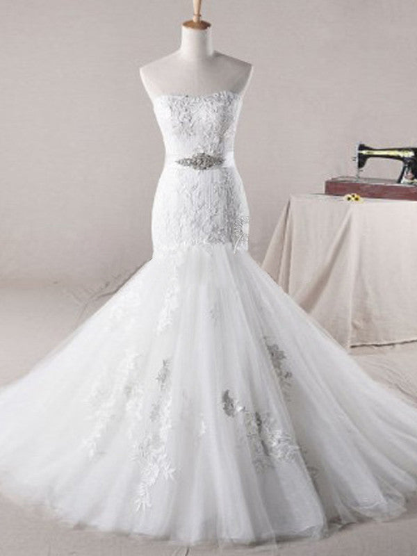 Mermaid Tiered Tulle Wedding Dress with Lace