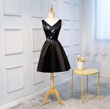 Fashion V Neck Off the Shoulder Sleeveless Black Homecoming Dresses Short Prom Dress