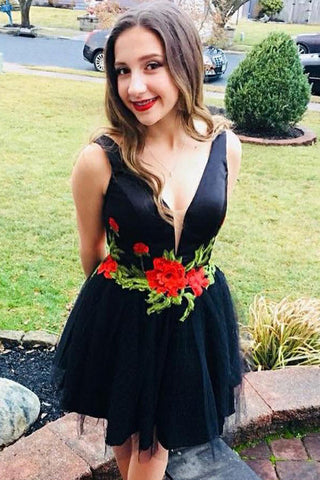 Deep V Neck Appliques Black A Line Short Homecoming Dresses Prom Graduation Dress