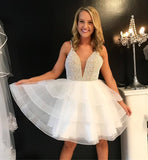 New White Homecoming Dresses Short V Neck Spaghetti Straps Tiered Pearls Prom Hoco Dress