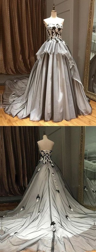 Strapless Black White Ball Gown Lace Appliques Chapel Train Prom Dresses Evening Dress