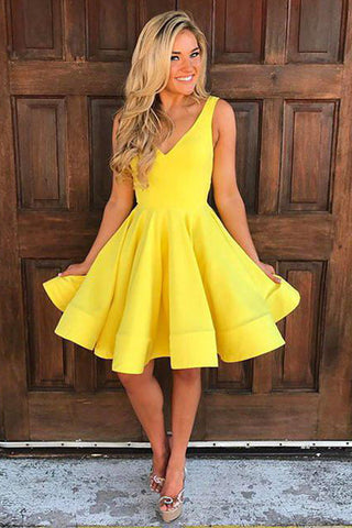 Elegant V Neck Daffodil Satin Short Prom Homecoming Dresses Party Dress