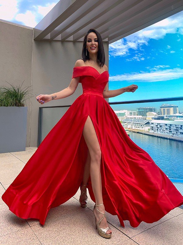 A-Line Party Dress Satin Red Off-the-Shoulder Prom Dress With Front Split