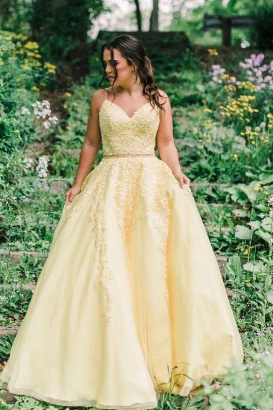 Lace Appliques Tulle Sweet 16 Dress Yellow A-Line Princess Long Prom Dresses